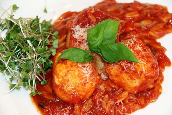 17min_chicken_ricotta_meatballs