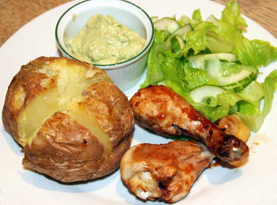 BBQ_chicken_drumsticks_green_goddess_salad