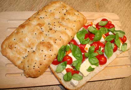 brie_pepper_cherry_tomato_sandwich