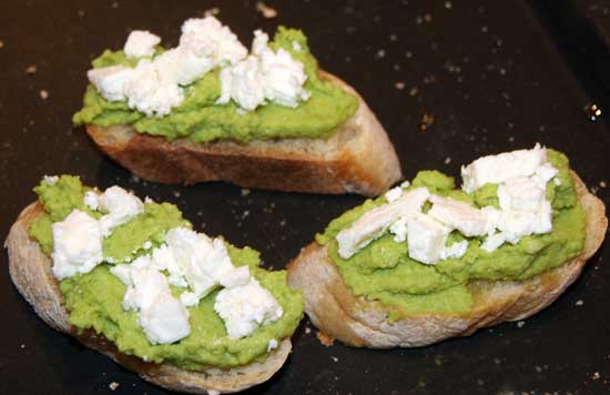 broad_bean_feta_mint_bruschetta