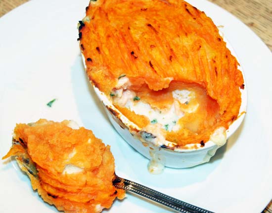 golden_topped_fish_pies