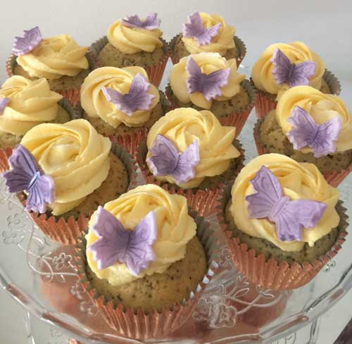 Lemon_poppyseed_cupcake