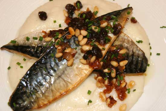 Sicilian_mackerel_cauliflower_puree