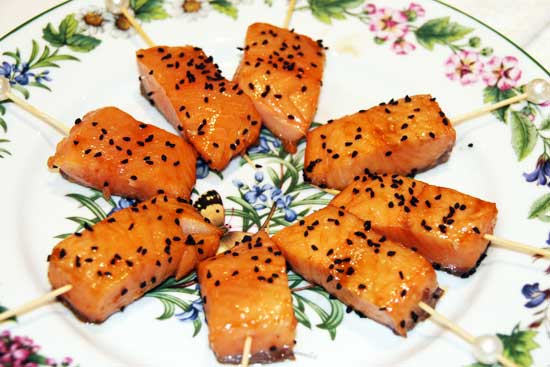 Teriyaki_salmon_skewers