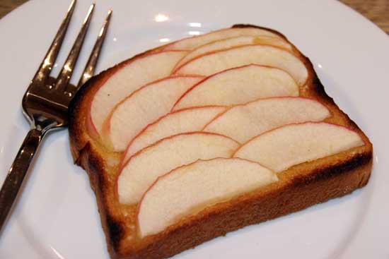 apple_brioche_slices