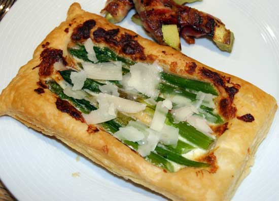 asparagus_cheese_tarts