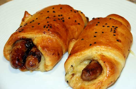 blue_cheese_banger_croissants