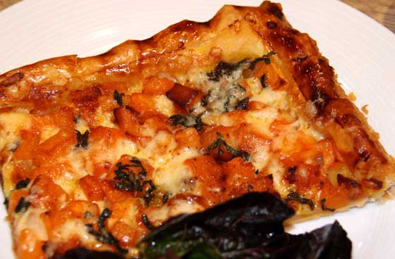 butternut_squash_puff_pizza_smoked_cheddar