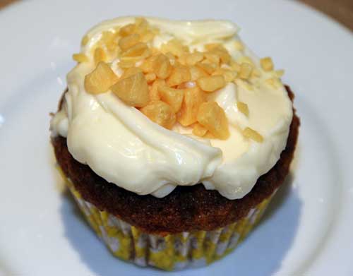 carrot_cream_cheese_cupcake