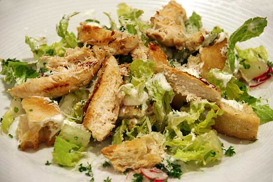 chicken_arla_skyr_salad