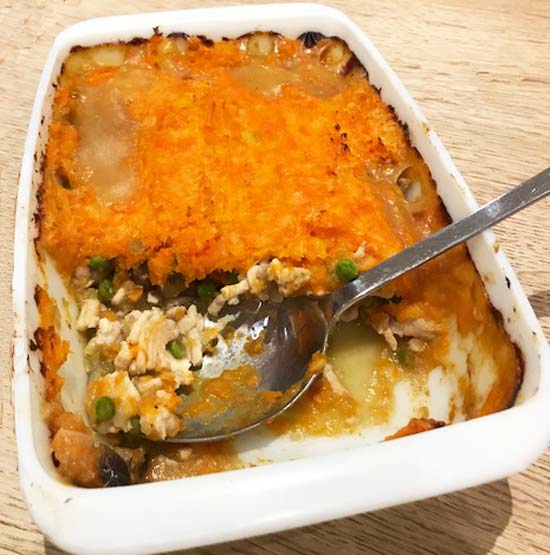 chicken_pie_carrots_parsnip_mash