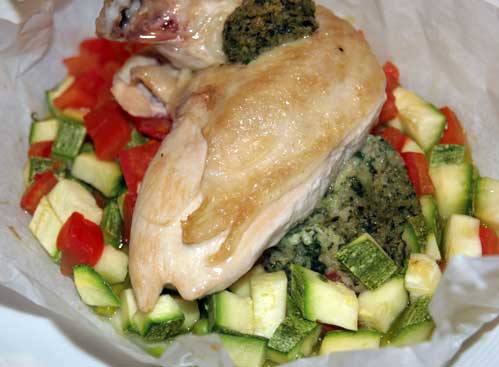 chicken_supremes_lovage_butter_en_papillotte