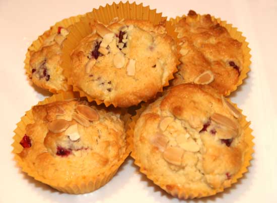 cranberry_almond_muffins