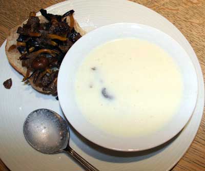 cream_cauliflower_soup