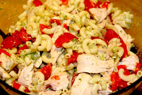 creamy_pesto_chicken_pasta_salad