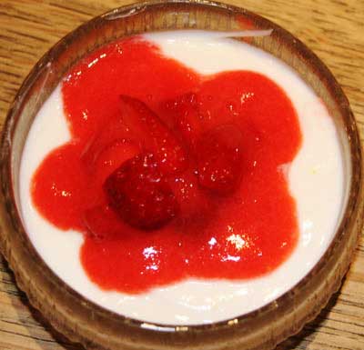 fromage_frais_strawberry_mousse