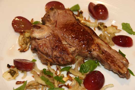 grilled_lamb_roast_fennel_grape_relish