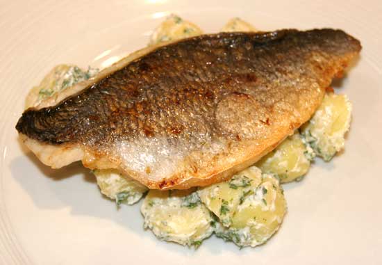 grilled_lemon_bream_potato_salad