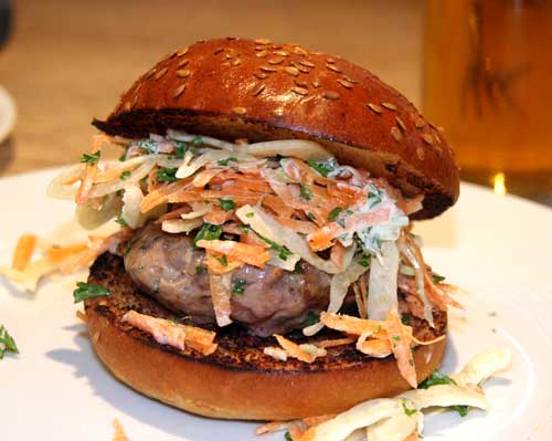 herby_burgers_fennel_slaw