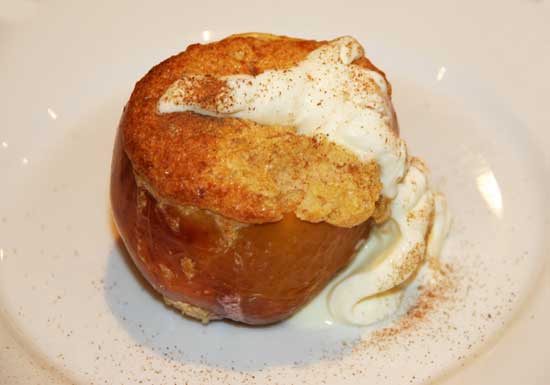 hot_souffle_apples_creme_fraiche