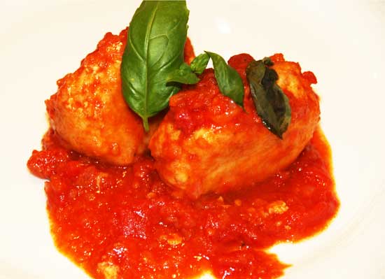 italian_jewish_meatballs_tomato_sauce