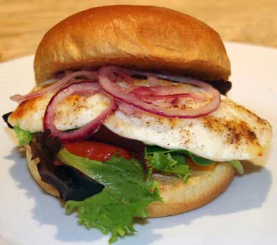 jerk_halloumi_burger