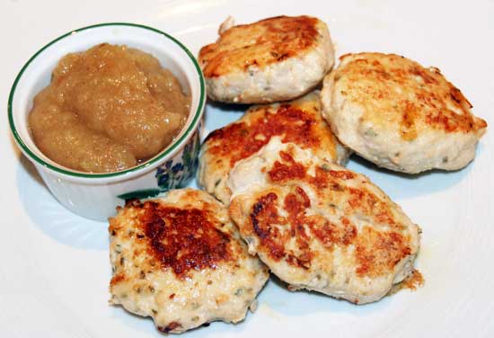 juicy_pork_patties_spicy_apple_sauce