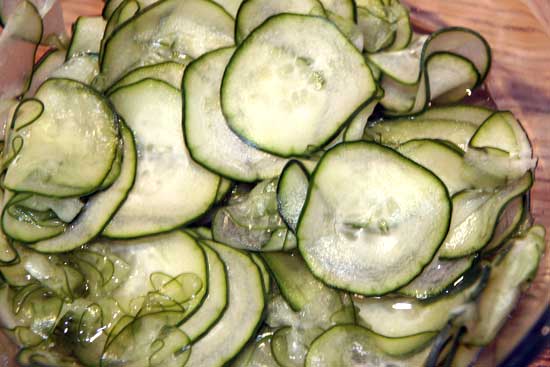 marinated_cucumber_salad