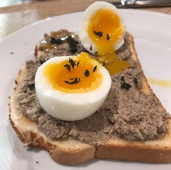 mushroom_pate_tpasts_egg_thyme_salt
