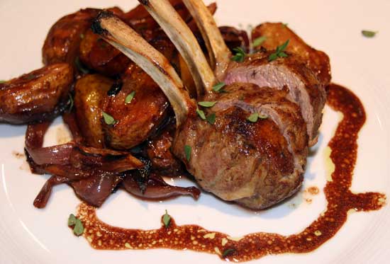 one-pan_rack_lamb_onions_potatoes