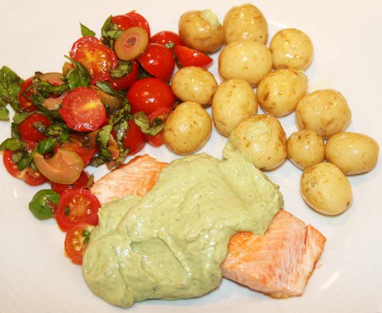 pan-fried_trout_avocado_sauce