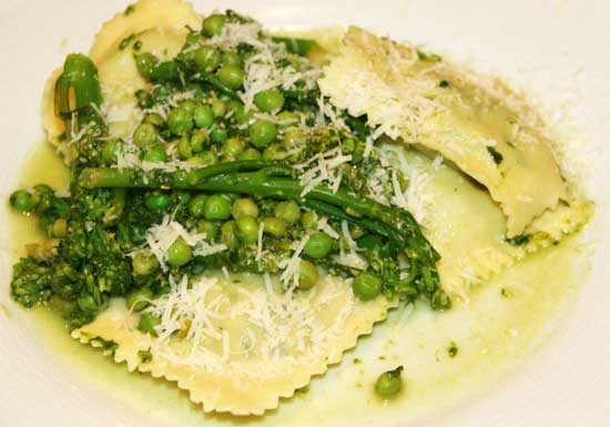 pea_broccoli_pesto_ravioli