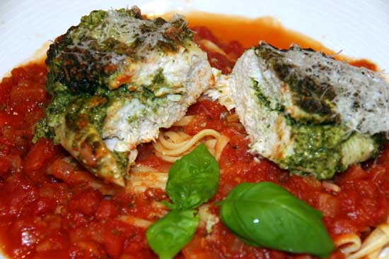 pesto_stuffed_chicken_tomato_sauce