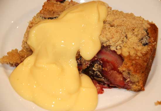 plum_crumble_cake