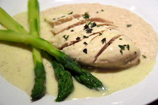 poached-chicken_bread_sauce_parsley_thyme