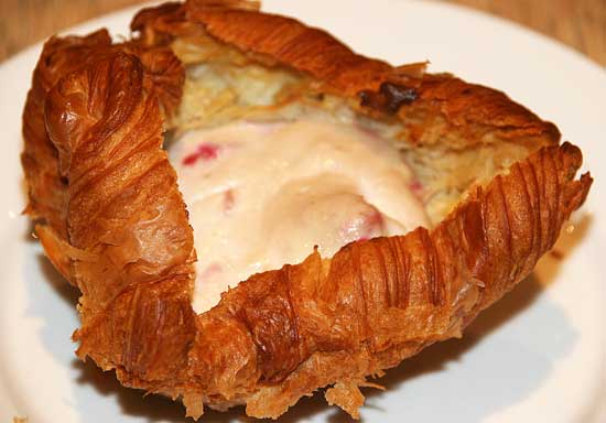 raspberry_cheesecake_croissants