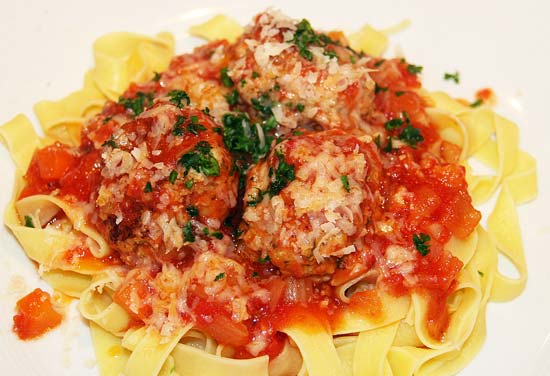 ricotta_oregano_lamb_meatballs