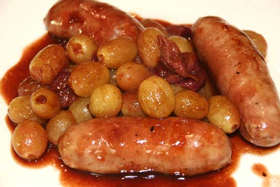 roasted_sausages_grapes