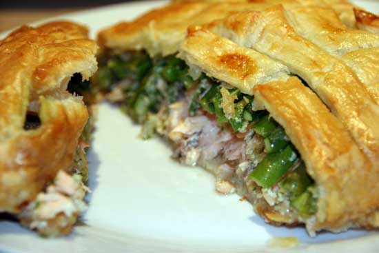 salmon_asparagus_plait