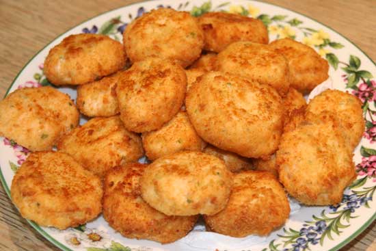 salmon_croquettes_herby_mayonnaise