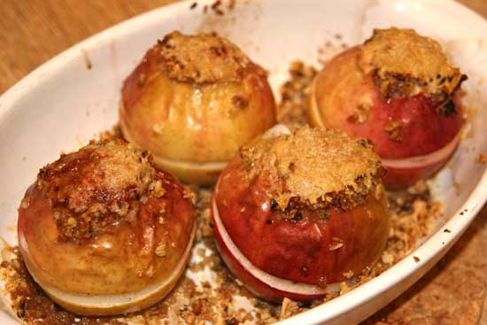 savoury_baked_stuffed_apples