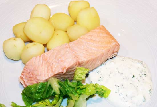 simple_poached_salmon_fillets