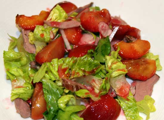 smoked_duck_salad_radishes_plum_relish