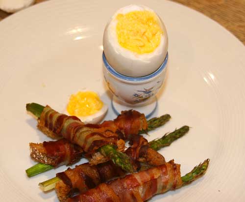 soft_boiled_duck_egg_bacon_asparagus