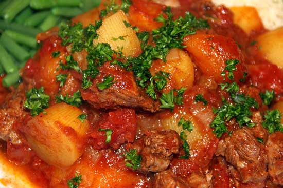 spiced_lamb_potatoes_apricots