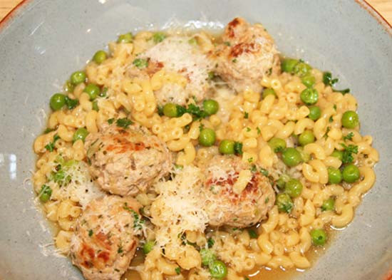 spring_meatballs_pasta_peas