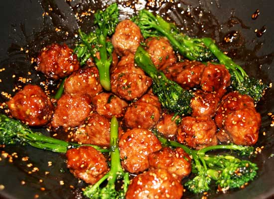 sticky_hoisin_sesame_meatballs