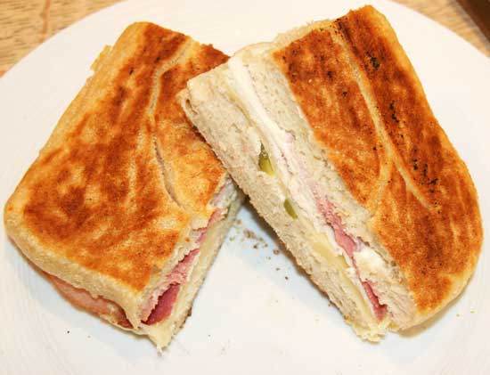 traditional_cubano_sandwich