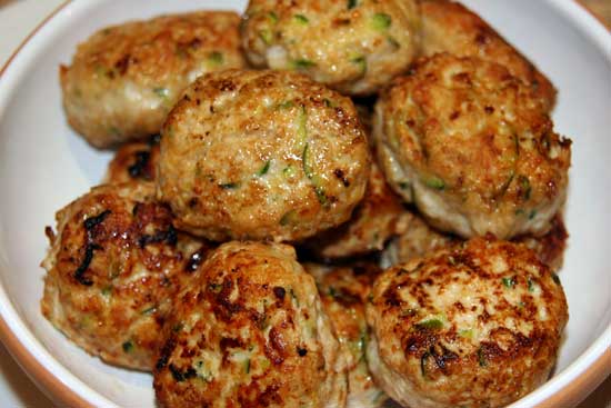 turkey_courgette_burgers_sumac_sauce