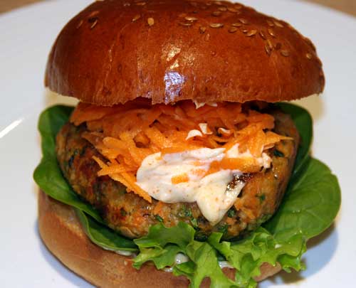 ultimate_veggie_burger_pickled_carrot_slaw